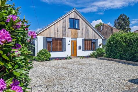 Avenue Road, Walkford, Christchurch... 3 bed bungalow for sale