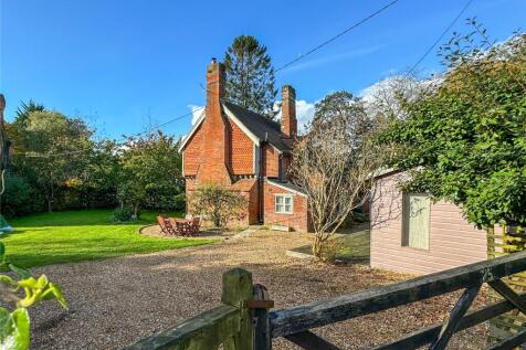 Sopley, Christchurch, Dorset, BH23 3 bed detached house for sale