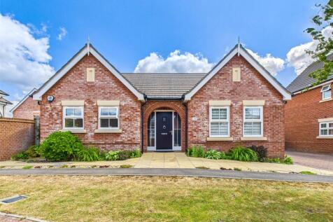 2 bedroom bungalow for sale