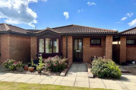 Admiralty Road, Bournemouth, BH6 1 bed bungalow for sale