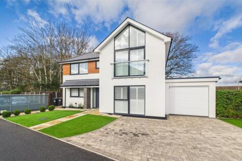Silver Glade, Tuckton Close... 4 bed detached house for sale