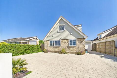 Selfridge Avenue, Bournemouth... 4 bed detached house for sale