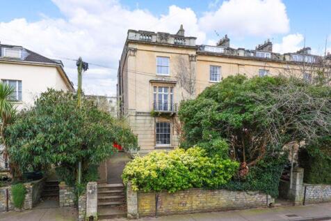 Aberdeen Road|Redland 2 bed apartment for sale