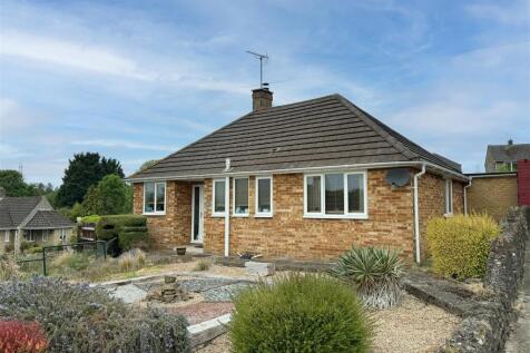 3 bedroom bungalow for sale
