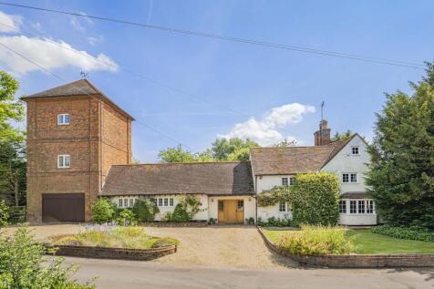 Drivers End, Codicote, Hitchin, SG4 5 bed detached house for sale
