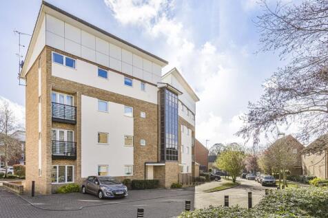 St. Josephs Green, Welwyn Garden... 2 bed flat for sale