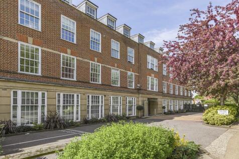 Rosanne House, Bridge Road, Welwyn... 2 bed flat for sale