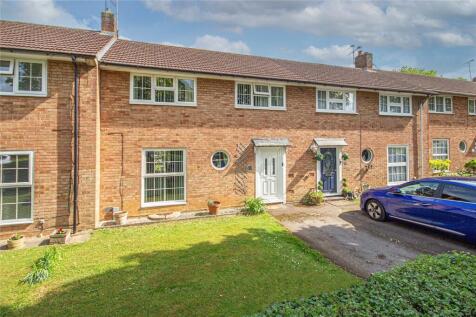 Howlands, Welwyn Garden City... 3 bed terraced house for sale