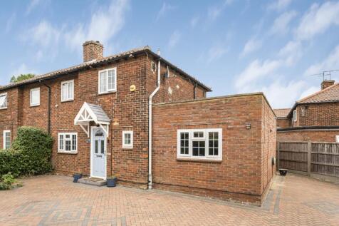 Ludwick Way, Welwyn Garden City, AL7 3 bed semi