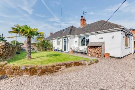 3 bedroom semi-detached bungalow for sale