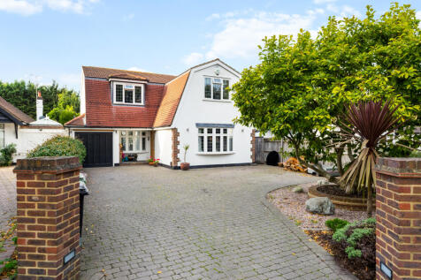 Salisbury Road, Worcester Park KT4 4 bed detached house for sale