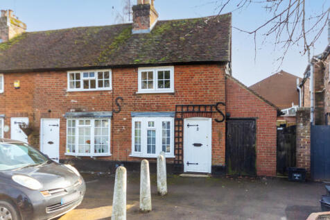 Harpenden Lane, Redbourn, St. Albans... 2 bed cottage for sale