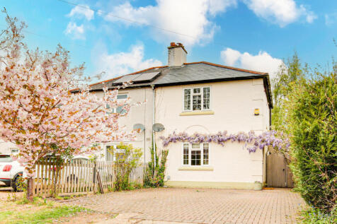 2 bedroom semi-detached house for sale