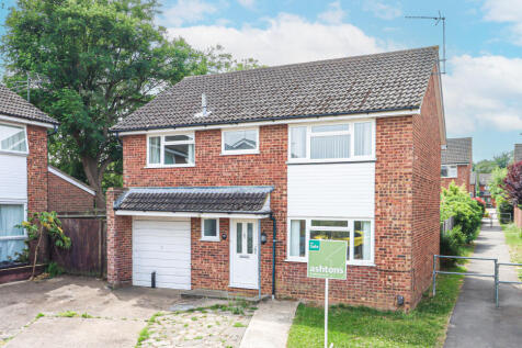Parva Close, Harpenden... 4 bed detached house for sale