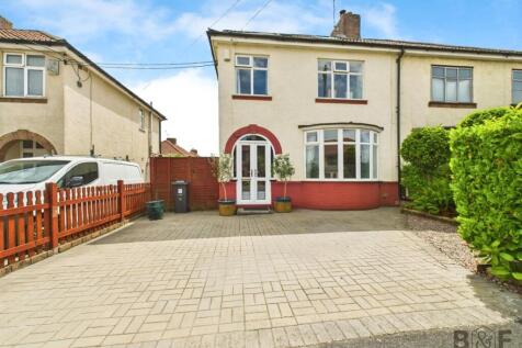 4 bedroom semi-detached house for sale