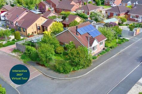 Old Warp Lane, North Lincolnshire DN18 2 bed detached bungalow for sale