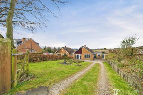 2 bedroom detached bungalow for sale