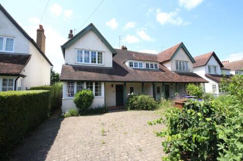 4 bedroom semi-detached house for sale