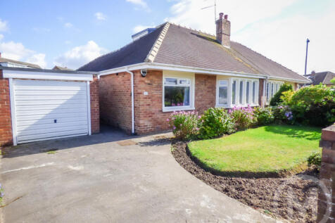 2 bedroom semi-detached bungalow for sale
