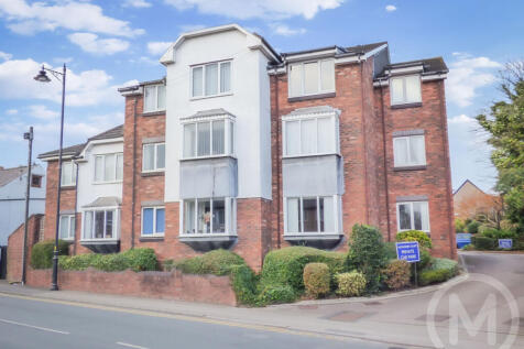 Alexander Court, Chapel Street... 2 bed apartment for sale