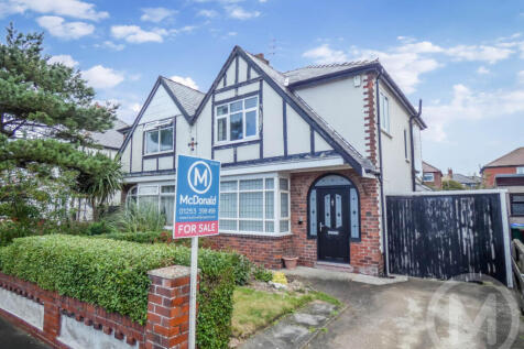 Sheringham Avenue, Norbreck 3 bed semi