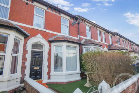 Sherbourne Road, Blackpool 2 bed apartment for sale