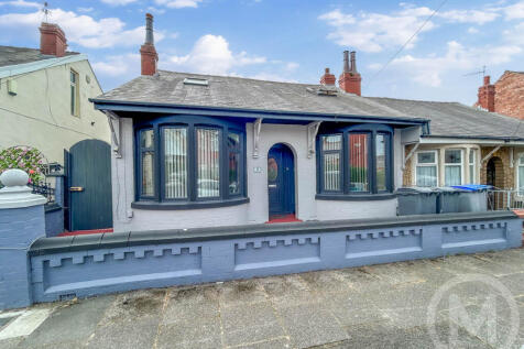 Chadfield Road, Blackpool, FY1 5NS 3 bed semi