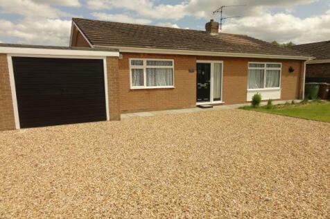 3 bedroom detached bungalow for sale