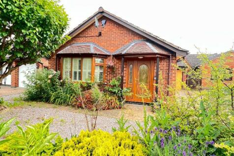 3 bedroom detached bungalow for sale