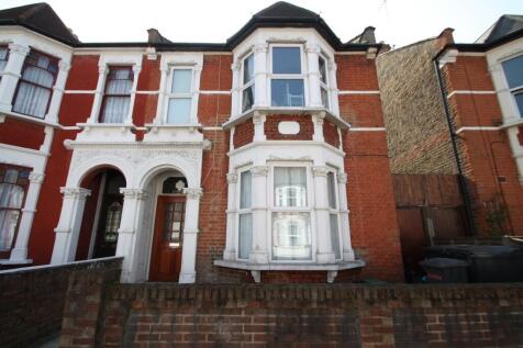 Studio flat for sale