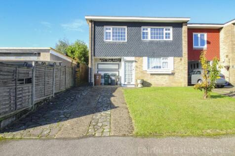 On The Hill, Carpenders Park 3 bed link detached house for sale