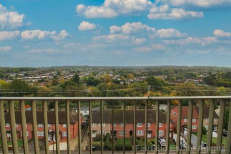 Waddington House, Tom Lake Way 2 bed flat for sale