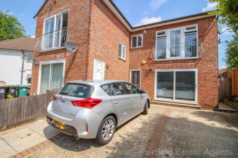 Thorpe Crescent, Oxhey 1 bed maisonette for sale