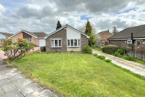 3 bedroom detached bungalow for sale