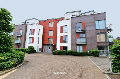 2 bedroom flat for sale