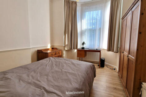 1 bedroom flat for sale