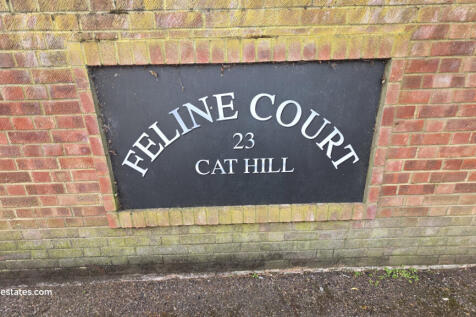 Feline Court, East Barnet Village EN4 2 bed flat for sale