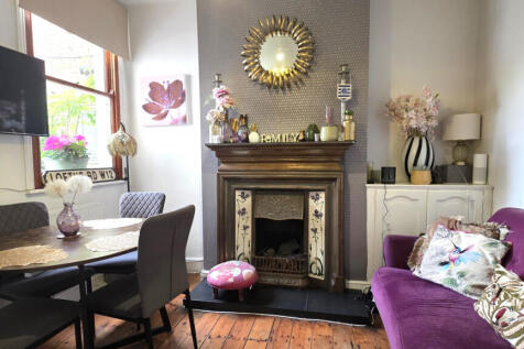 Edward Road, New Barnet EN4 3 bed terraced house for sale