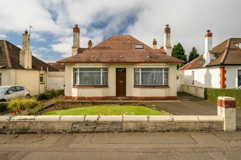 4 bedroom detached bungalow for sale