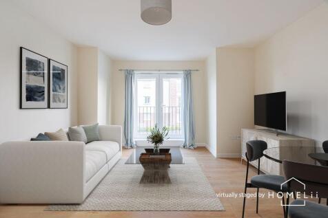 2 bedroom flat for sale