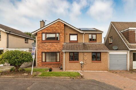 5 bedroom detached villa for sale