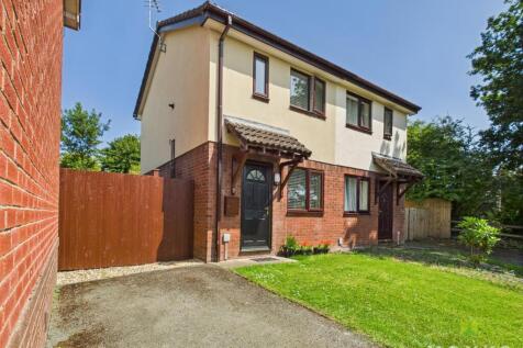 1 bedroom semi-detached house for sale