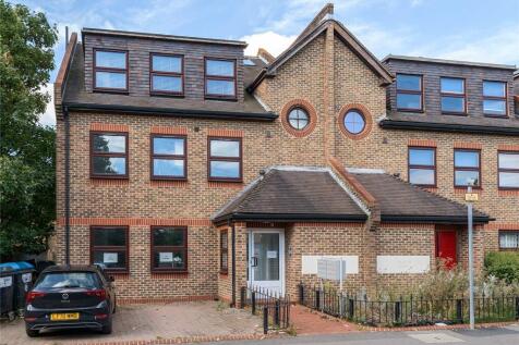 Churchfield Road, Walton On Thames... 1 bed flat for sale