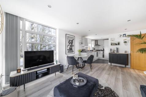 Bridge Court, Bridge Street... 2 bed flat for sale