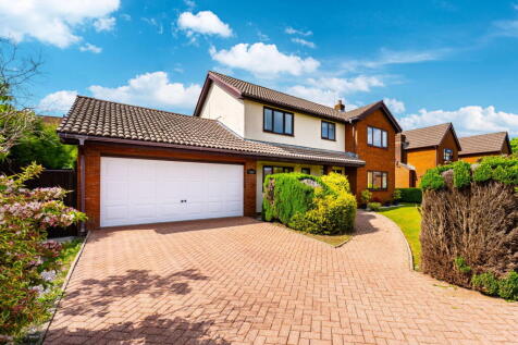 Waun Goch Road, Oakdale, Blackwood... 4 bed detached house for sale