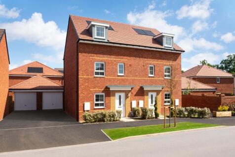4 bedroom end of terrace house for sale
