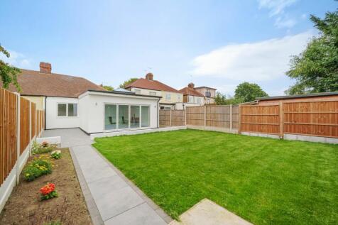 3 bedroom semi-detached bungalow for sale