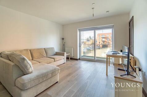 Fairfax Drive, Prospects Place, SS0 2 bed flat for sale