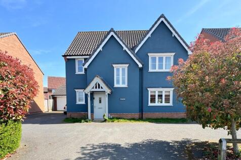 4 bedroom detached house for sale