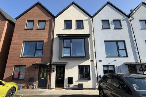 Lon Y Rheilffordd, Barry, South... 4 bed terraced house for sale